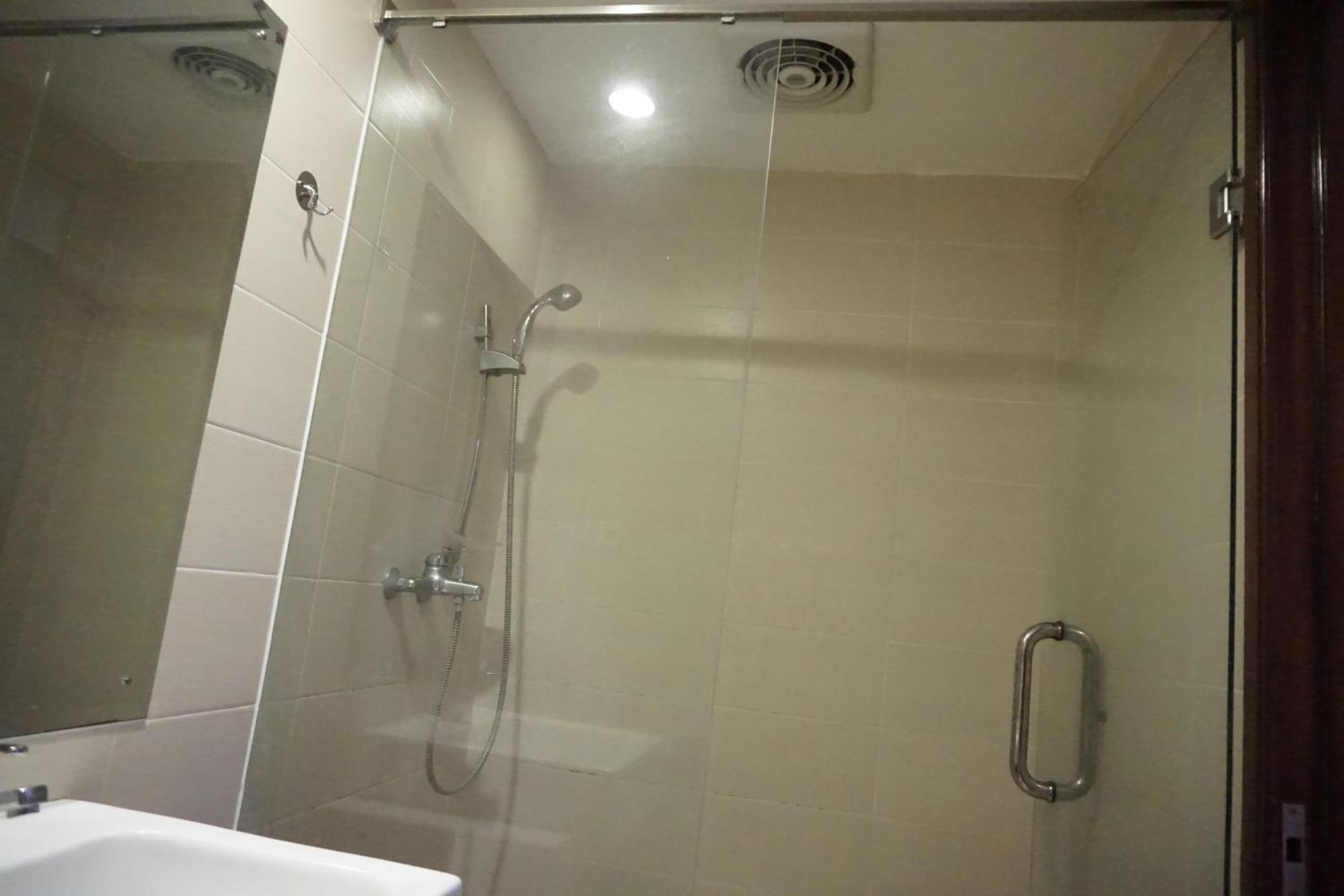 Votel Viure Hotel Jogjakarta Maguwo Exterior foto